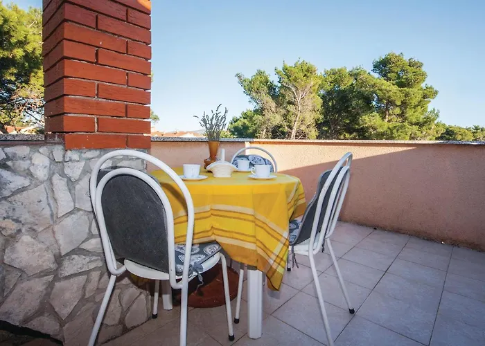 דירה 09 יאדריה